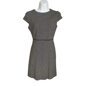 Amanda + Chelsea Geometric Print Dress Size 2 - Elegant Cap Sleeve Fit & Flare
